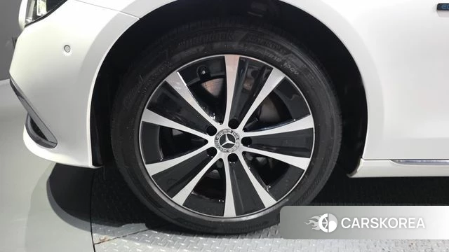 Mercedes-Benz E-Class W213 id 4651182 из Кореи 26