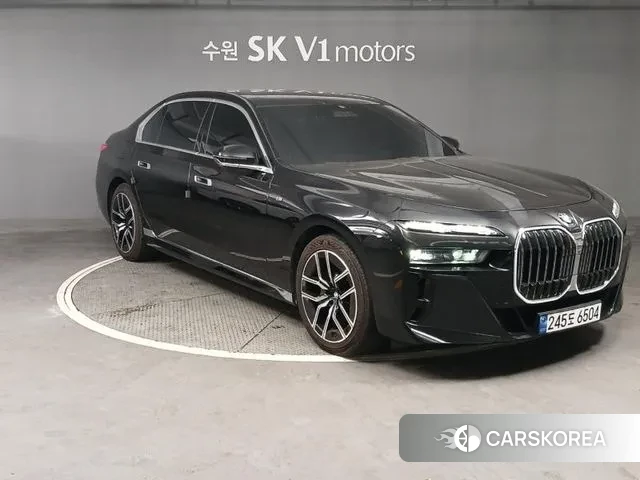 BMW 7 Series (G70) id 3377837 из Кореи 15
