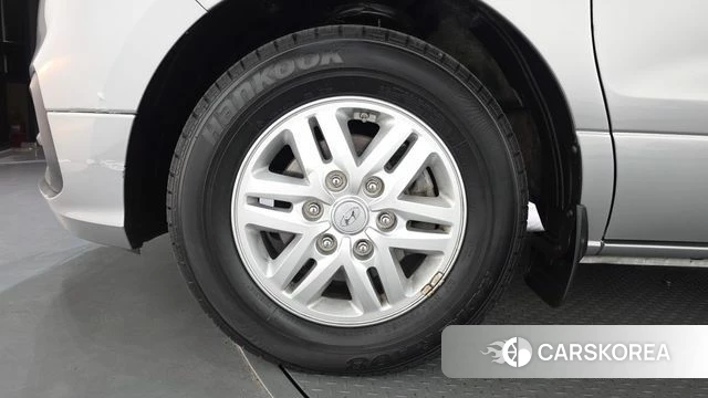 Hyundai The New Grand Starex id 4698836 из Кореи 25