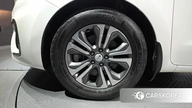 Kia The New Carnival id 4930950 из Кореи 29