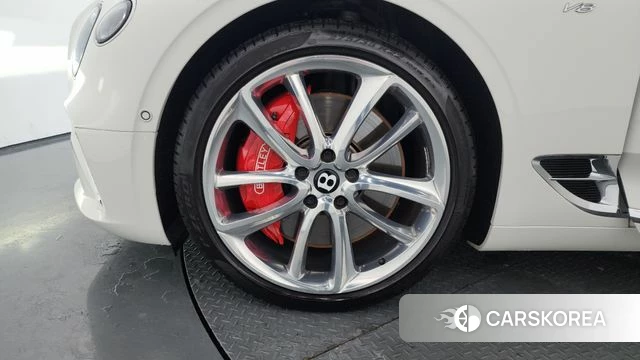 Bentley Continental GT 3rd Generation id 4609486 из Кореи 27
