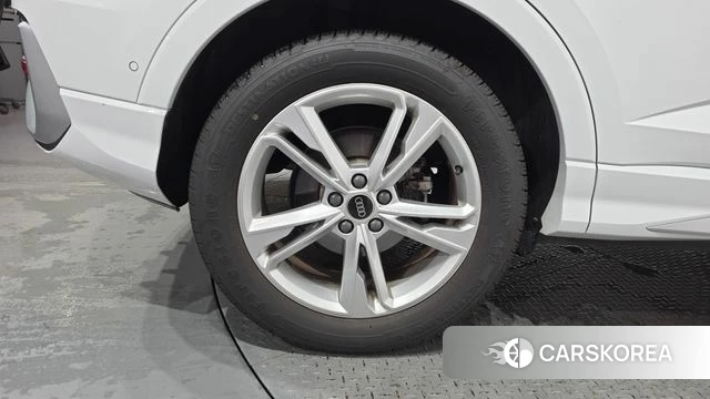 Audi Q3 (F3) id 4720757 из Кореи 15