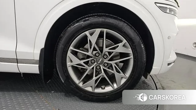 Genesis GV70 id 3540319 из Кореи 15