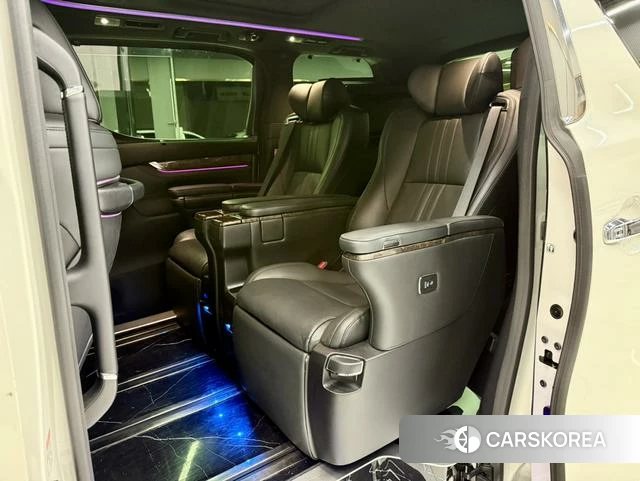 Toyota Elfa id 4257480 из Китая 10