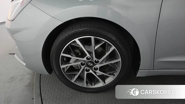 Hyundai The New Avante AD id 3942425 из Кореи 15