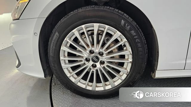 Audi A6 (C8) id 4396174 из Кореи 30