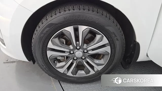 Kia The New Carnival id 3330401 из Кореи 15