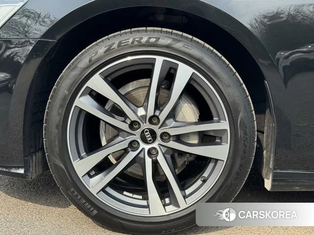Audi A6L id 4259389 из Китая 21
