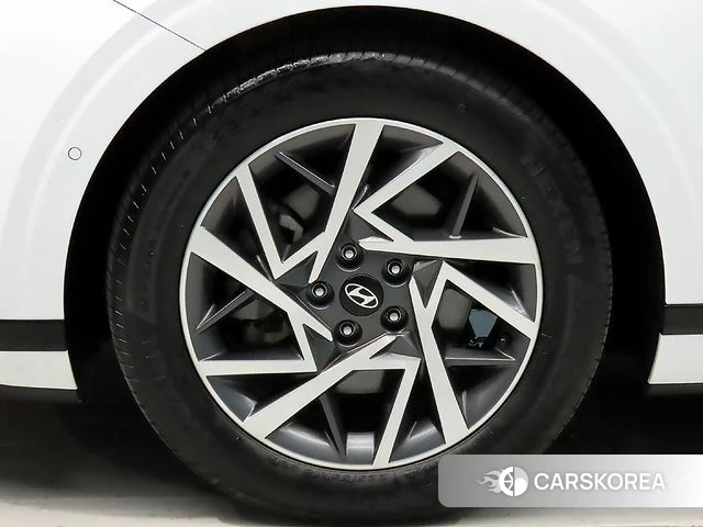 Hyundai Grandeur (GN7) id 4591749 из Кореи 15