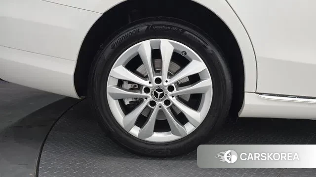 Mercedes-Benz C-Class W205 id 3778595 из Кореи 15