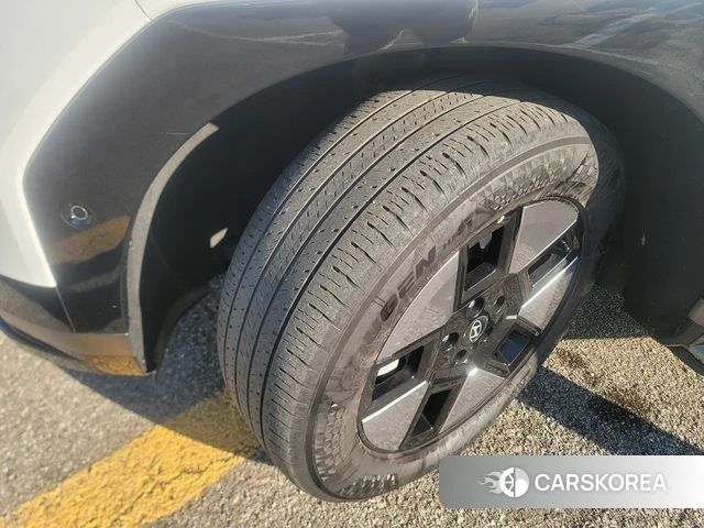 Hyundai Santa Fe (MX5) id 4177946 из Кореи 15