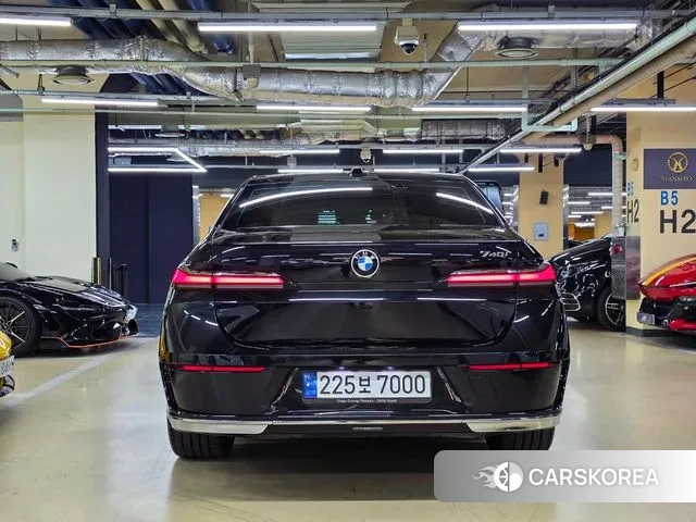 BMW 7 Series (G70) id 3615206 из Кореи 15