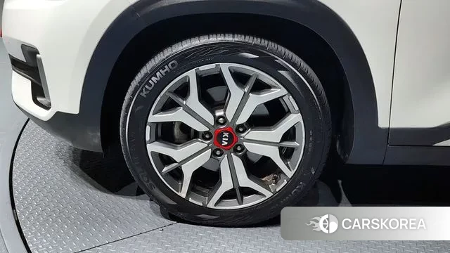 Kia Seltos id 3336179 из Кореи 15