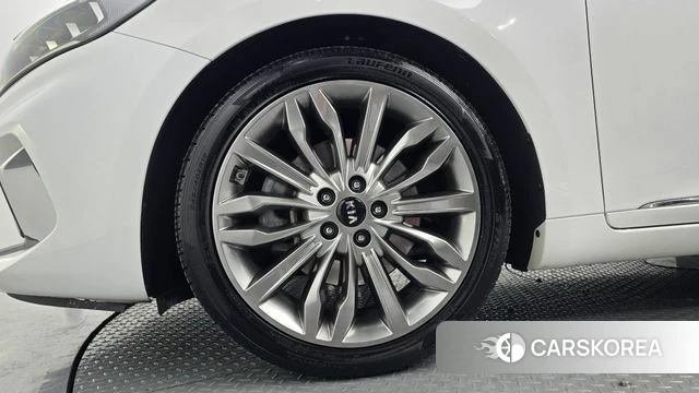 Kia K7 Premier id 3916952 из Кореи 15