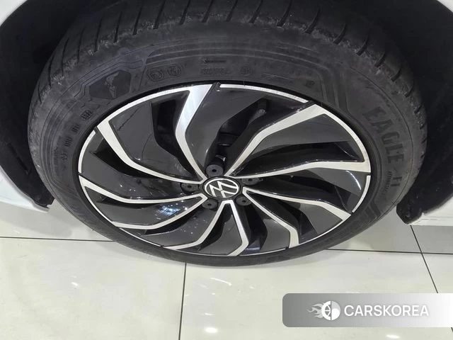 Volkswagen Golf 8th Generation id 4655938 из Кореи 14