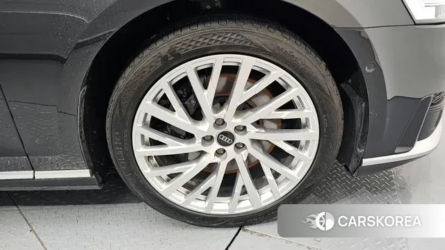 Audi A8 (D5) id 3032484 из Кореи 15