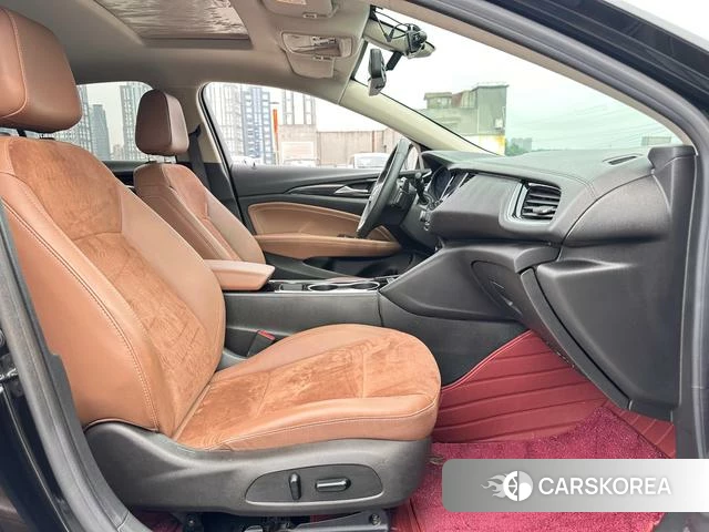Buick Regal id 4234814 из Китая 15