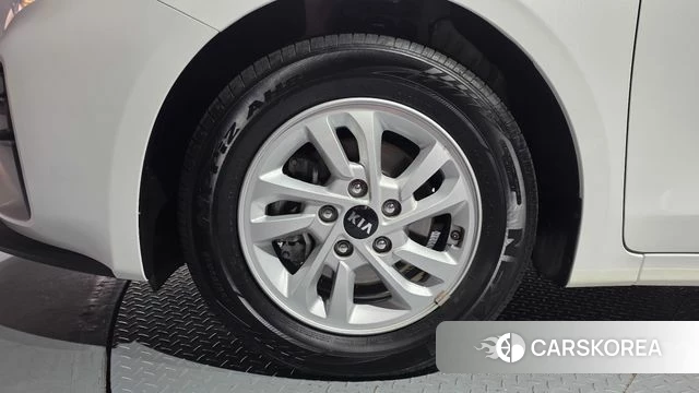 Kia Come New K3 id 4483196 из Кореи 15
