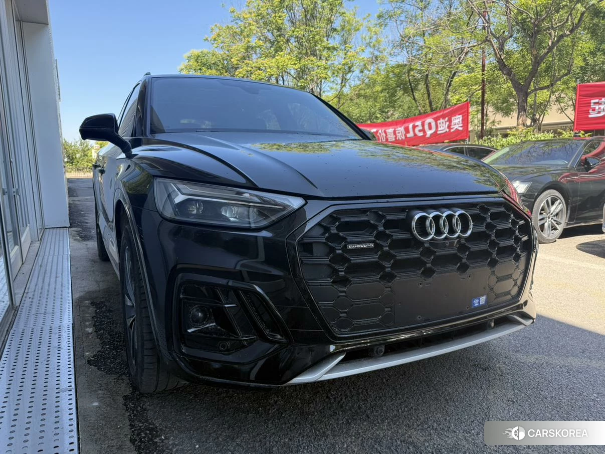 Audi Q5L 2023 Черный из Китая, фото 5