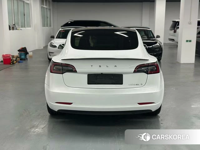 Tesla Model 3 2022 Белый из Китая, фото 5