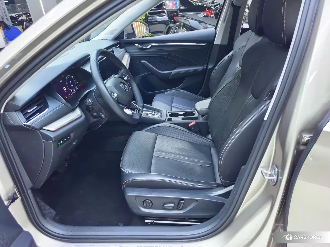 Skoda Octavia id 4669239 из Китая 14