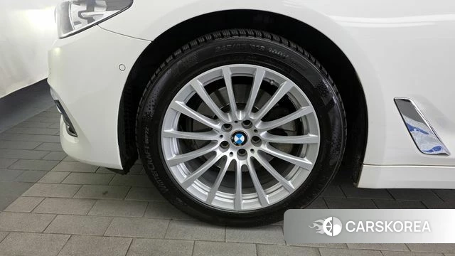 BMW 5 Series (G30) id 3873120 из Кореи 15