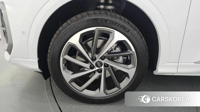Audi Q5 (80A) id 4400167 из Кореи 35