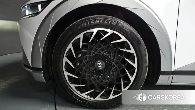 Hyundai Ionic 5 id 3032101 из Кореи 15