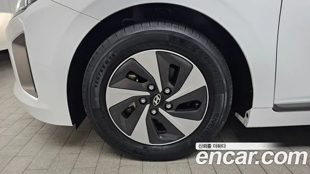 Hyundai Ionic Hybrid id 2855449 из Кореи 15