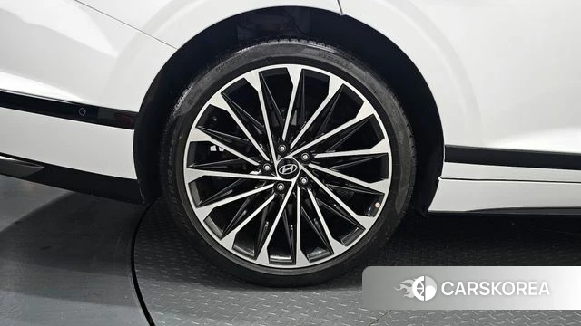 Hyundai Grandeur (GN7) id 4315874 из Кореи 25
