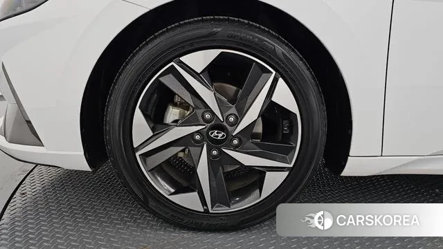 Hyundai Avante (CN7) id 3379580 из Кореи 15