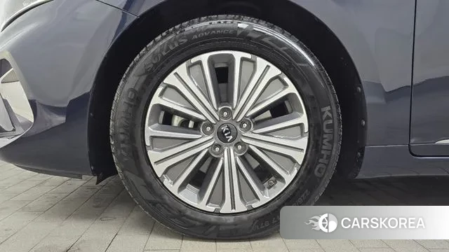 Kia K7 Premier Hybrid id 3646174 из Кореи 15