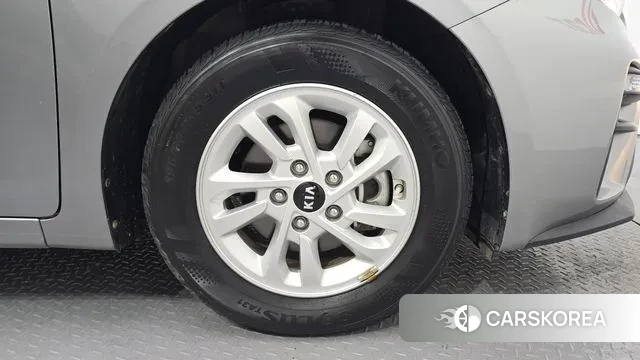 Kia Come New K3 id 3573627 из Кореи 15