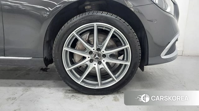 Mercedes-Benz E-Class W213 id 3923260 из Кореи 12