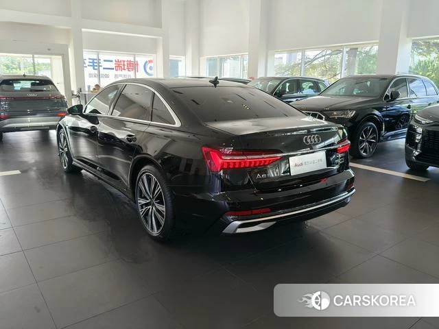 Audi A6L id 4367422 из Китая 14