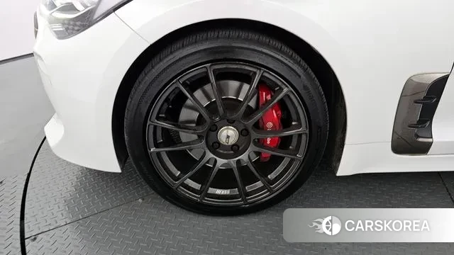 Kia Stinger id 3226537 из Кореи 15