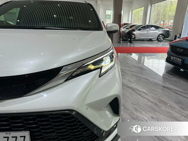 Toyota Grevia id 4263655 из Китая 26