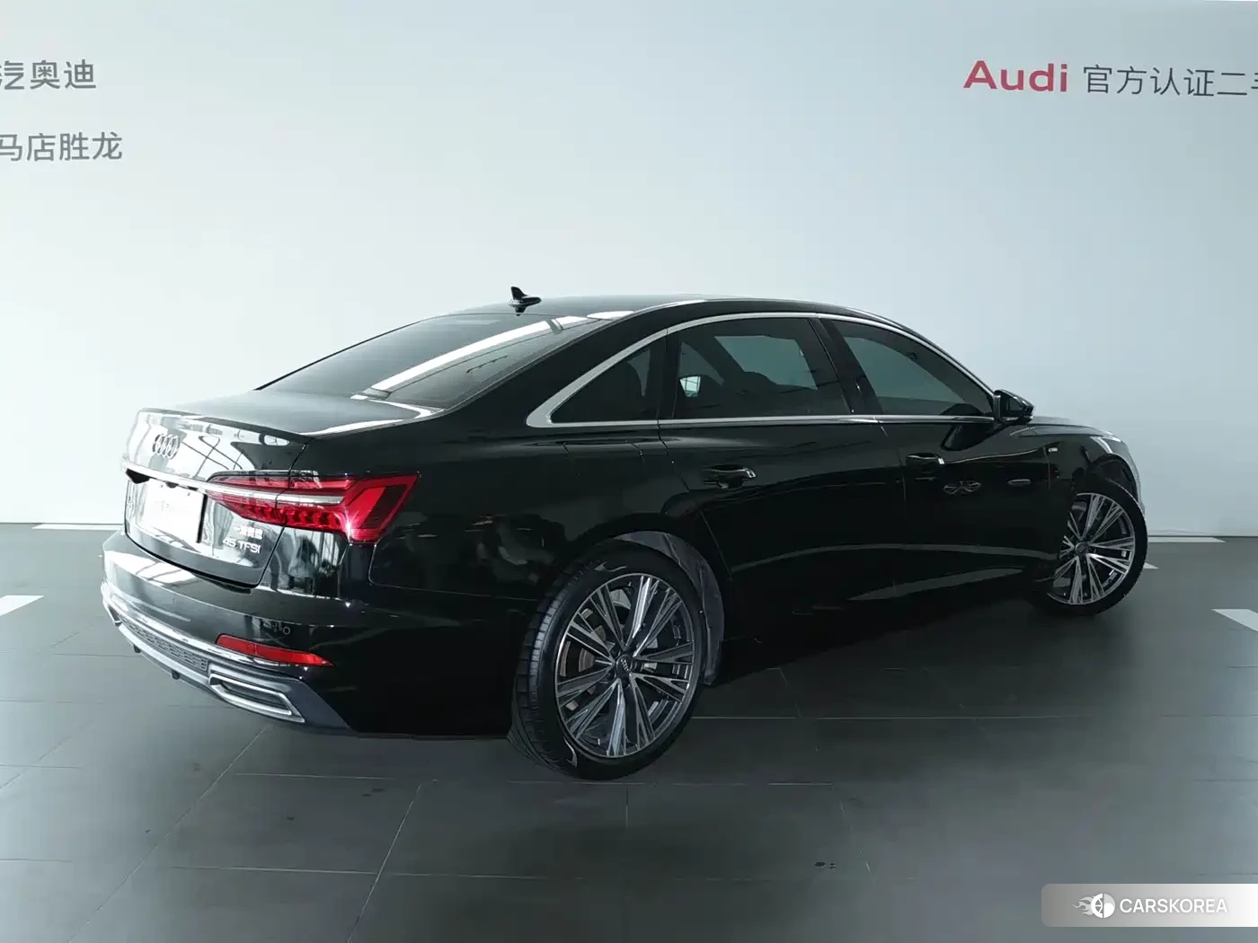 Audi A6L 2022 Черный из Китая, фото 5