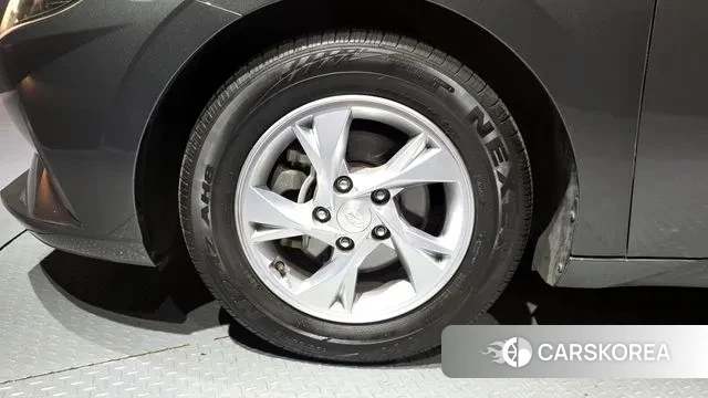 Hyundai Avante (CN7) id 3741678 из Кореи 15