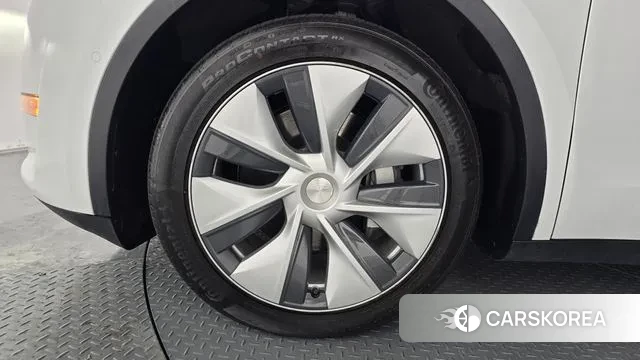 Tesla Model Y id 3676201 из Кореи 15