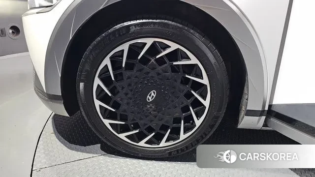 Hyundai Ionic 5 id 2960143 из Кореи 15