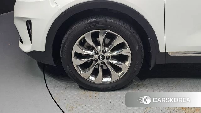 Kia The New Sorento id 4446998 из Кореи 25