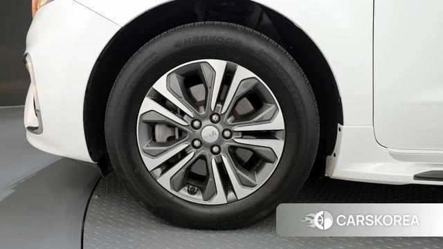 Kia The New Carnival id 4345437 из Кореи 27