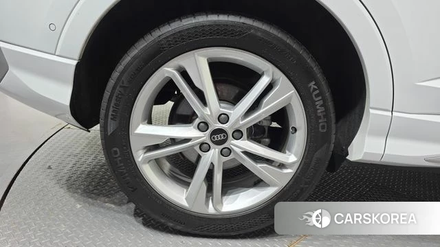 Audi Q3 (F3) id 4494519 из Кореи 27