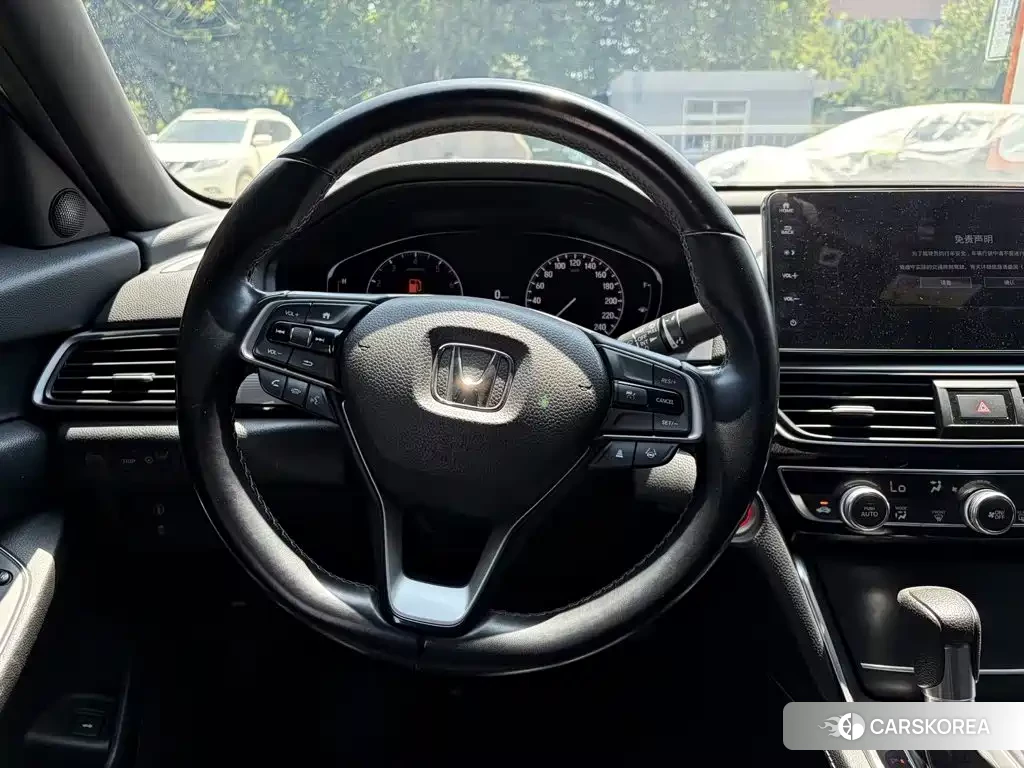 Honda Inspire id 4674368 из Китая 11