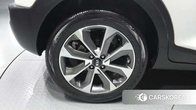 Kia Stonic id 4351338 из Кореи 15