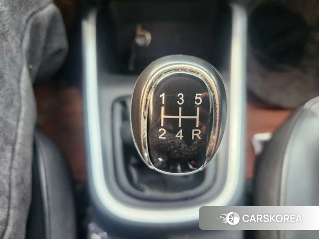 Xinyuan Automobile Golden Sea Lion M id 3908751 из Китая 12