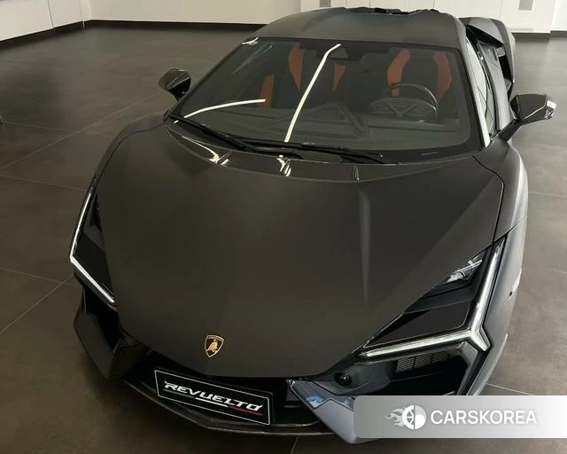 Lamborghini Revuelto 2023 Черный из Китая, фото 5