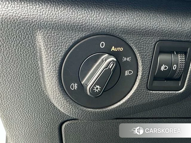 Volkswagen Bora id 4259593 из Китая 29