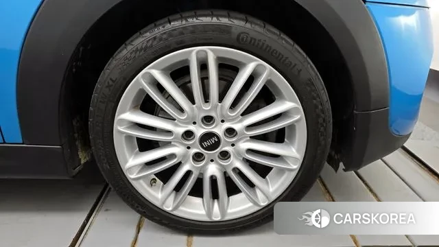 Mini Cooper S id 3018998 из Кореи 15